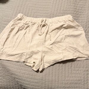 NWOT Women’s Linen Shorts Size Large